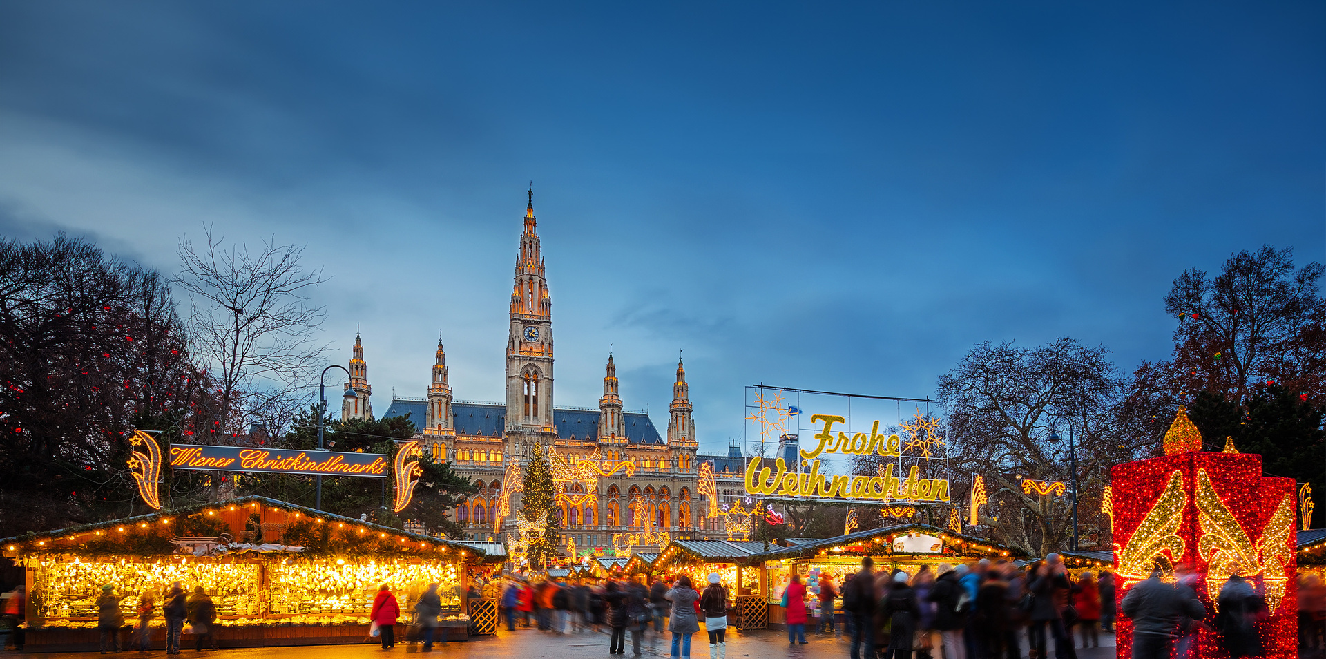 Danube Christmas Markets with Prague