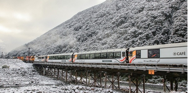 NZ Sir Edmund Hillary Tours Tours | Couples | Rail holiday experience